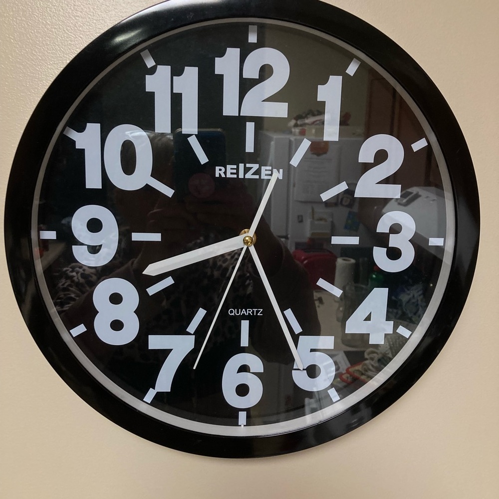 Reizen 14” Low Vision Easy To See Quartz Wall Clock  Black Face with White